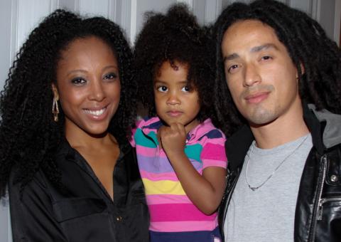  Negra Li e marido fazem show juntos em São Paulo